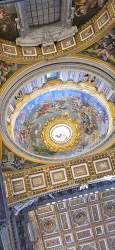 Vjernici Gospićko-senjske biskupije pohodili Vatikan drugog dana Zahvalnog hodočašća Vjernici Gospićko-senjske biskupije pohodili Vatikan drugog dana Zahvalnog hodočašća