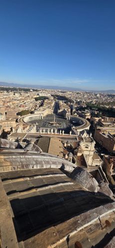Vjernici Gospićko-senjske biskupije pohodili Vatikan drugog dana Zahvalnog hodočašća Vjernici Gospićko-senjske biskupije pohodili Vatikan drugog dana Zahvalnog hodočašća
