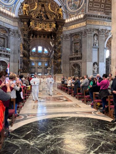 Vjernici Gospićko-senjske biskupije pohodili Vatikan drugog dana Zahvalnog hodočašća Vjernici Gospićko-senjske biskupije pohodili Vatikan drugog dana Zahvalnog hodočašća