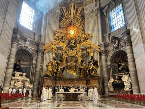 Vjernici Gospićko-senjske biskupije pohodili Vatikan drugog dana Zahvalnog hodočašća Vjernici Gospićko-senjske biskupije pohodili Vatikan drugog dana Zahvalnog hodočašća