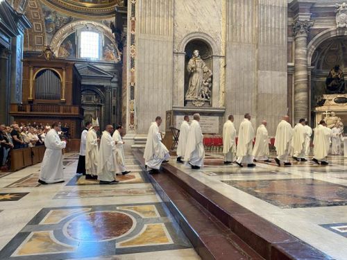 Vjernici Gospićko-senjske biskupije pohodili Vatikan drugog dana Zahvalnog hodočašća Vjernici Gospićko-senjske biskupije pohodili Vatikan drugog dana Zahvalnog hodočašća