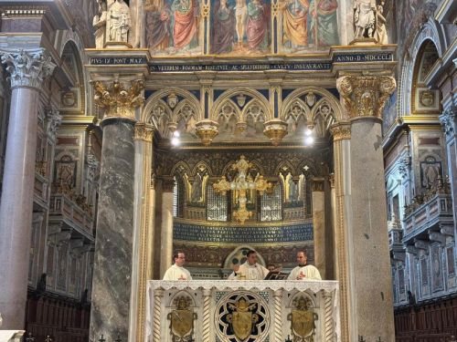 Hodočasničko slavlje u Lateranskoj bazilici: Gospićko-senjska biskupija obilježila 25. obljetnicu na „pragu apostola“