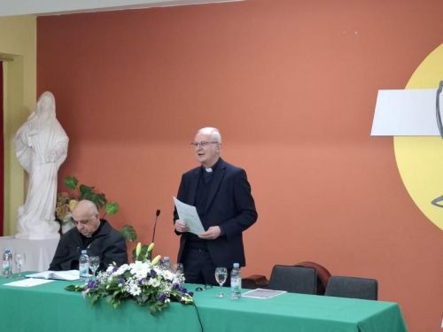 U Pastoralnom centru u Ličkom Osiku održan godišnji susret Caritasovih djelatnika i volontera: naglasak na poruci papinske pobudnice Dilexi te