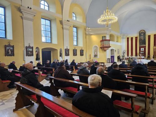 U Gospiću održan Predbožićni susret svećenika Gospićko-senjske biskupije U Gospiću održan Predbožićni susret svećenika Gospićko-senjske biskupije