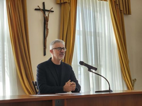 U Gospiću održan Predbožićni susret svećenika Gospićko-senjske biskupije U Gospiću održan Predbožićni susret svećenika Gospićko-senjske biskupije