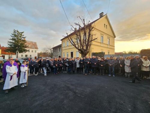 SLUNJ: Uz misu sjećanja i otkrivanje biste obilježena peta obljetnica smrti biskupa Mile Bogovića – „Bog ostaje vjeran“