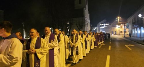 U Gospiću svečano obilježena peta obljetnica smrti biskupa Mile Bogovića