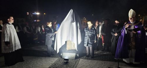 U Gospiću svečano obilježena peta obljetnica smrti biskupa Mile Bogovića