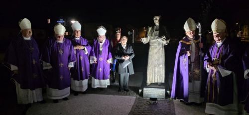 U Gospiću svečano obilježena peta obljetnica smrti biskupa Mile Bogovića