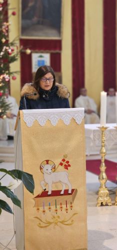 Svetkovina Bogojavljenja proslavljena u gospićkoj katedrali i blagoslovljen župni dom Svetkovina Bogojavljenja proslavljena u gospićkoj katedrali i blagoslovljen župni dom