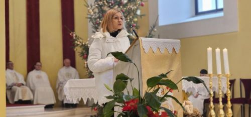 Svetkovina Bogojavljenja proslavljena u gospićkoj katedrali i blagoslovljen župni dom Svetkovina Bogojavljenja proslavljena u gospićkoj katedrali i blagoslovljen župni dom