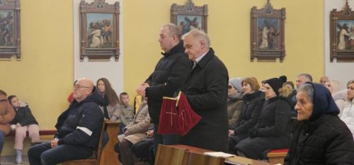 Svetkovina Bogojavljenja proslavljena u gospićkoj katedrali i blagoslovljen župni dom Svetkovina Bogojavljenja proslavljena u gospićkoj katedrali i blagoslovljen župni dom