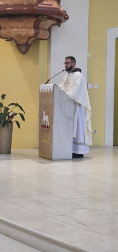 Svetkovina Bogojavljenja proslavljena u gospićkoj katedrali i blagoslovljen župni dom Svetkovina Bogojavljenja proslavljena u gospićkoj katedrali i blagoslovljen župni dom