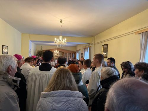 Svetkovina Bogojavljenja proslavljena u gospićkoj katedrali i blagoslovljen župni dom Svetkovina Bogojavljenja proslavljena u gospićkoj katedrali i blagoslovljen župni dom