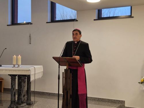 Proslavljen Dan posvećenog života u Gospićko-senjskoj biskupiji Proslavljen Dan posvećenog života u Gospićko-senjskoj biskupiji