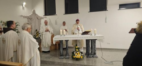 Proslavljen Dan posvećenog života u Gospićko-senjskoj biskupiji Proslavljen Dan posvećenog života u Gospićko-senjskoj biskupiji