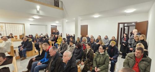 Proslavljen Dan posvećenog života u Gospićko-senjskoj biskupiji Proslavljen Dan posvećenog života u Gospićko-senjskoj biskupiji