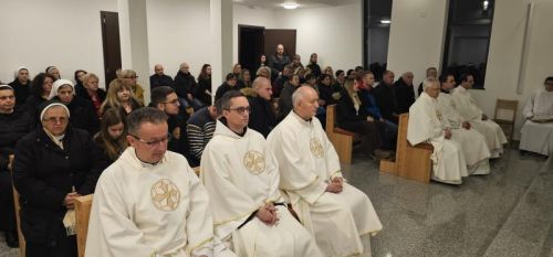 Proslavljen Dan posvećenog života u Gospićko-senjskoj biskupiji Proslavljen Dan posvećenog života u Gospićko-senjskoj biskupiji