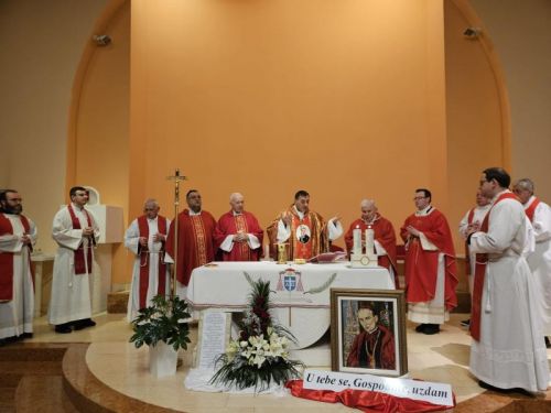 U Oglinu proslavljena svetkovina nebeskog zaštitnika bl. Alojzija Stepinca U Oglinu proslavljena svetkovina nebeskog zaštitnika bl. Alojzija Stepinca
