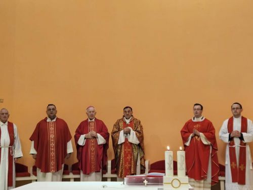 U Oglinu proslavljena svetkovina nebeskog zaštitnika bl. Alojzija Stepinca U Oglinu proslavljena svetkovina nebeskog zaštitnika bl. Alojzija Stepinca