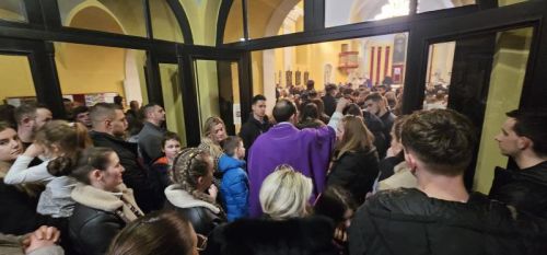 U gospićkoj katedrali proslavljena Pepelnica