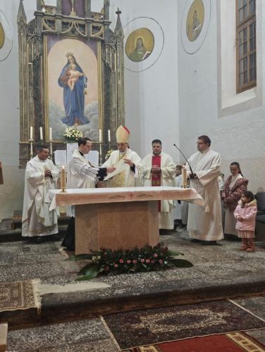 Posveta novog oltara u župi Gospe Karmelske u Smiljanu