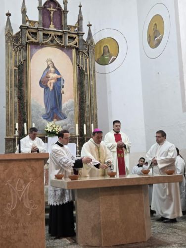 Posveta novog oltara u župi Gospe Karmelske u Smiljanu