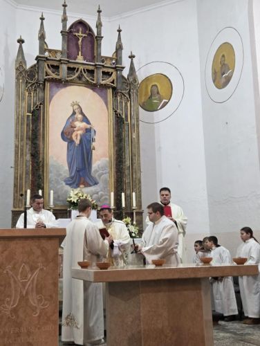 Posveta novog oltara u župi Gospe Karmelske u Smiljanu