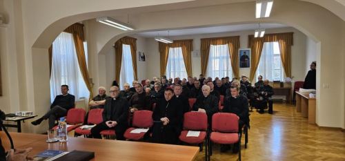 Korizmeni susret svećenika Gospićko-senjske biskupije i predavanje prof. dr. sc. Antona Tamaruta