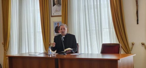 Korizmeni susret svećenika Gospićko-senjske biskupije i predavanje prof. dr. sc. Antona Tamaruta