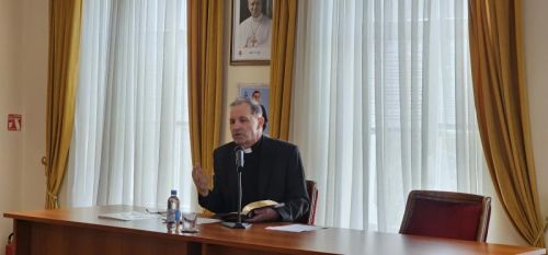 Korizmeni susret svećenika Gospićko-senjske biskupije i predavanje prof. dr. sc. Antona Tamaruta