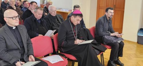 Korizmeni susret svećenika Gospićko-senjske biskupije i predavanje prof. dr. sc. Antona Tamaruta