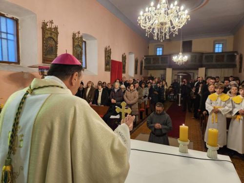 Donji Kosinj: Prvi pustinjak Gospićko-senjske biskupije brat Marinko od Presvetog Imena Isusovog položio doživotne zavjete Donji Kosinj: Prvi pustinjak Gospićko-senjske biskupije brat Marinko od Presvetog Imena Isusovog položio doživotne zavjete