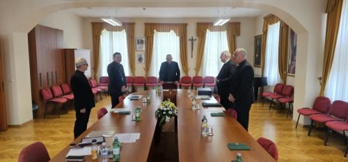 Održan redoviti Sabor biskupa Riječke metropolije u Gospiću Održan redoviti Sabor biskupa Riječke metropolije u Gospiću