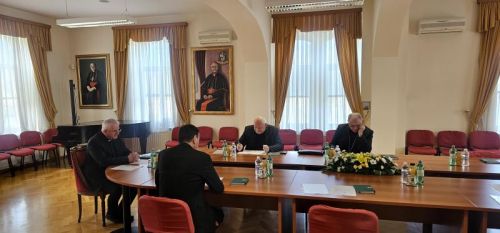 Održan redoviti Sabor biskupa Riječke metropolije u Gospiću Održan redoviti Sabor biskupa Riječke metropolije u Gospiću