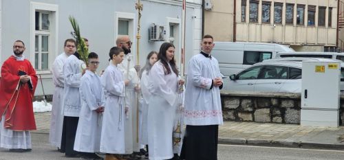 Svečano misno slavlje Cvjetnice u Gospiću Svečano misno slavlje Cvjetnice u Gospiću