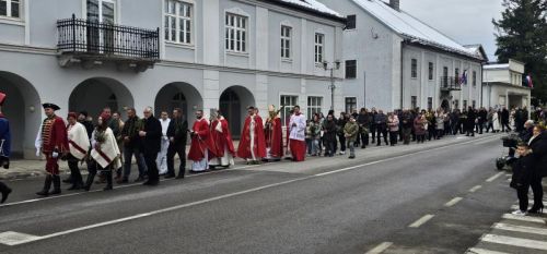 Svečano misno slavlje Cvjetnice u Gospiću Svečano misno slavlje Cvjetnice u Gospiću
