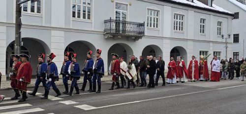 Svečano misno slavlje Cvjetnice u Gospiću Svečano misno slavlje Cvjetnice u Gospiću