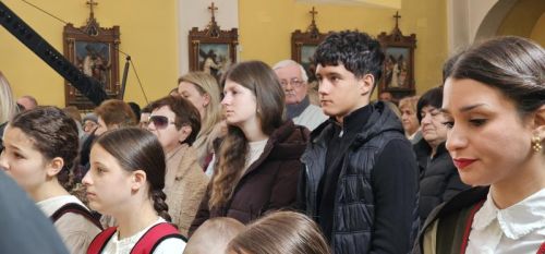 Svečano misno slavlje Cvjetnice u Gospiću Svečano misno slavlje Cvjetnice u Gospiću