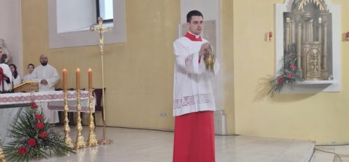 Svečano misno slavlje Cvjetnice u Gospiću Svečano misno slavlje Cvjetnice u Gospiću