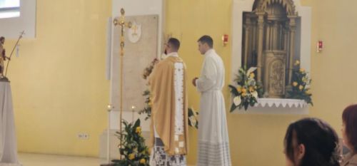 Na svetkovinu Uskrsa u Katedrali Navještenja Blažene Djevice Marije svečano je proslavljeno uskrsno euharistijsko slavlje Na svetkovinu Uskrsa u Katedrali Navještenja Blažene Djevice Marije svečano je proslavljeno uskrsno euharistijsko slavlje