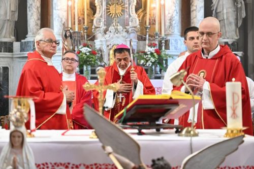 Na blagdan svetog Marka biskup mons. Marko Medo predvodio je svečano misno slavlje u župi Veprinac