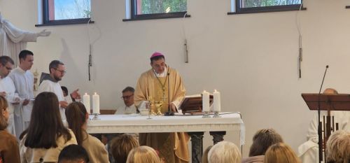 Relikvije svete Male Terezije i njezinih svetih roditelja u samostanu Presvetog Srca Isusova u Gospiću