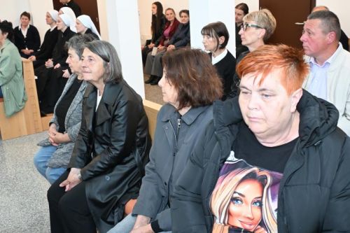 Relikvije svete Male Terezije i njezinih svetih roditelja u samostanu Presvetog Srca Isusova u Gospiću