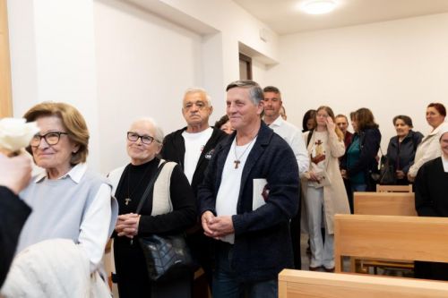 Relikvije svete Male Terezije i njezinih svetih roditelja u samostanu Presvetog Srca Isusova u Gospiću