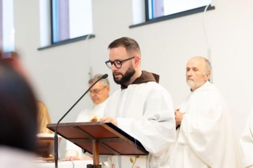 Relikvije svete Male Terezije i njezinih svetih roditelja u samostanu Presvetog Srca Isusova u Gospiću