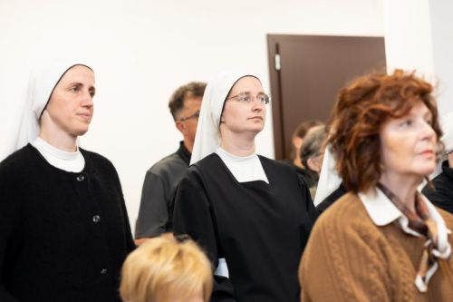 Relikvije svete Male Terezije i njezinih svetih roditelja u samostanu Presvetog Srca Isusova u Gospiću