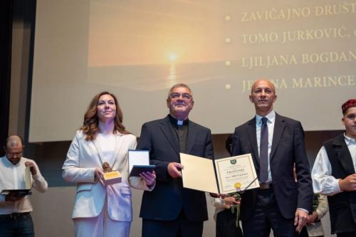 Dan Ličko-senjske županije obilježen u znaku zajedništva, priznanja i sjećanja na biskupa Milu Bogovića 