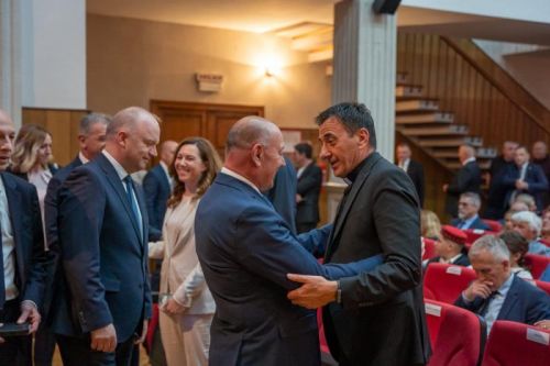 Dan Ličko-senjske županije obilježen u znaku zajedništva, priznanja i sjećanja na biskupa Milu Bogovića 