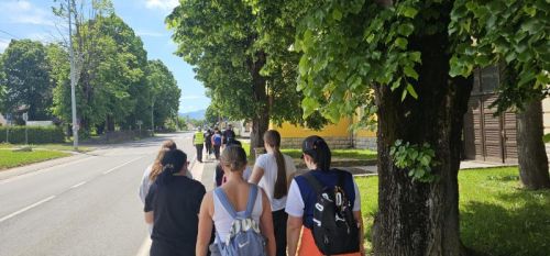 Hodočasnici pješice iz Gospića do Jadovna proslavili blagdan Marije Pomoćnice i 100. obljetnicu kapelice sv. Jakova Hodočasnici pješice iz Gospića do Jadovna proslavili blagdan Marije Pomoćnice i 100. obljetnicu kapelice sv. Jakova